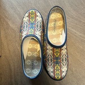 Pendleton Journey West Rubber Clog Women’s 10